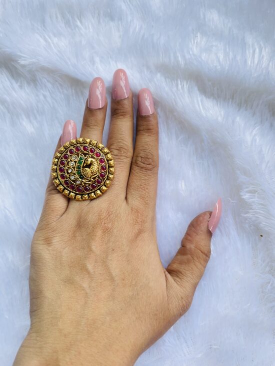 Set of 4, 22K Gold plated Pink Enamel Kemp stone studded Traditional b –  Rubans