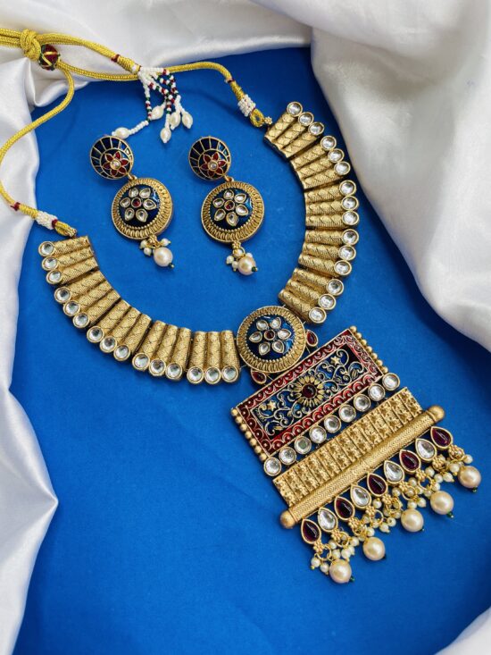 Royal Necklace With Earrings AJP2024-422