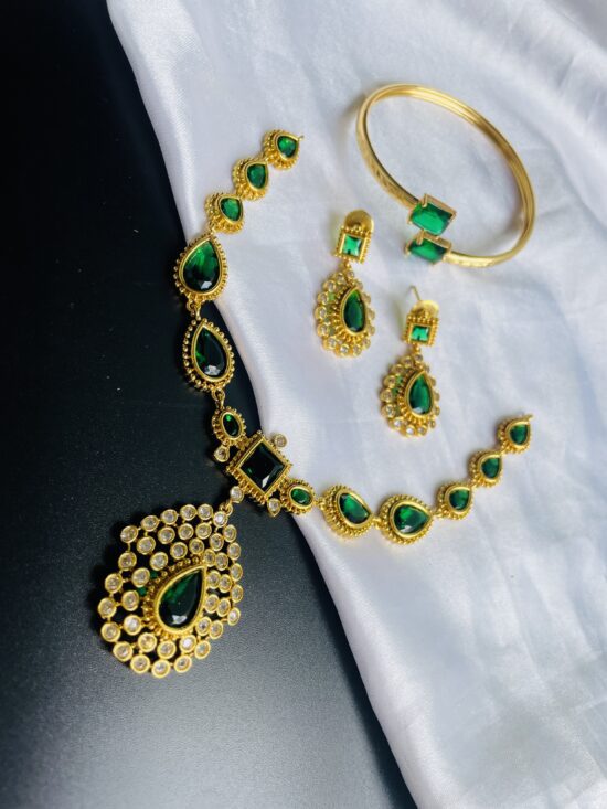Green Stone Necklace With Bracelet AJP2025-287