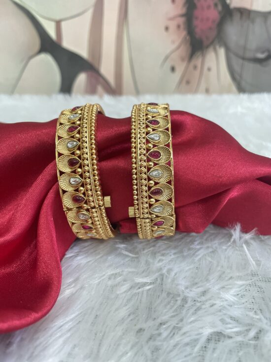 Karnika Bangles AJP2025-376