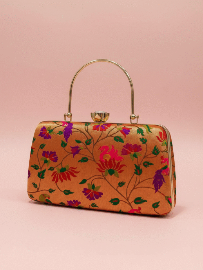 Traditional Paithani Cluth AJP2026-1025