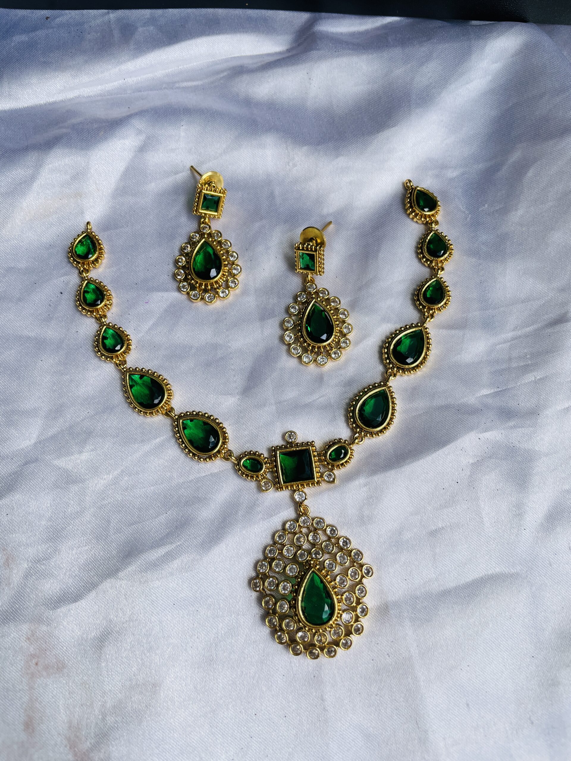Green Stone Necklace With Bracelet AJP2025-287 - Image 4