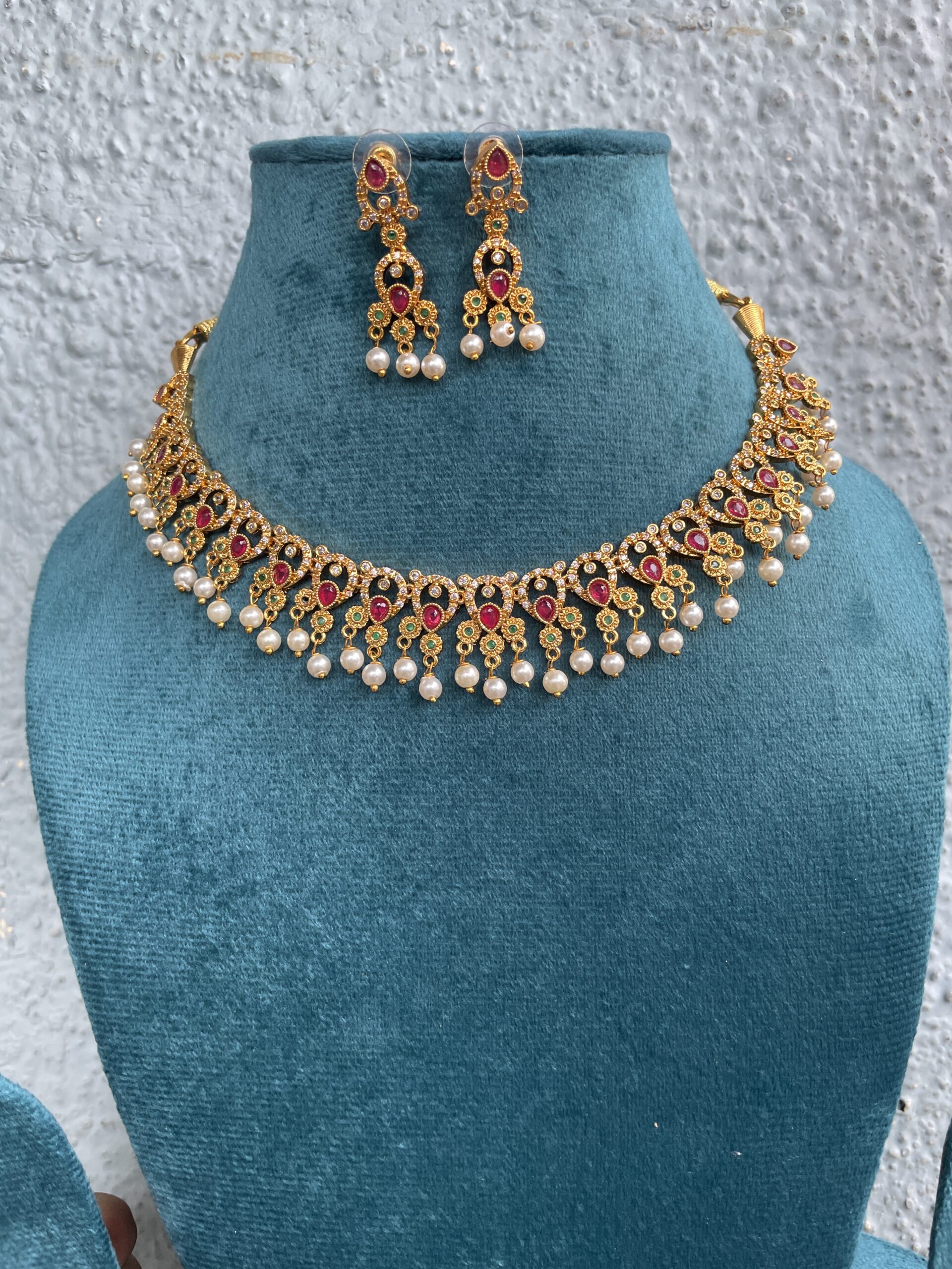 Manmohak Necklace With Earrings AJP2025-394