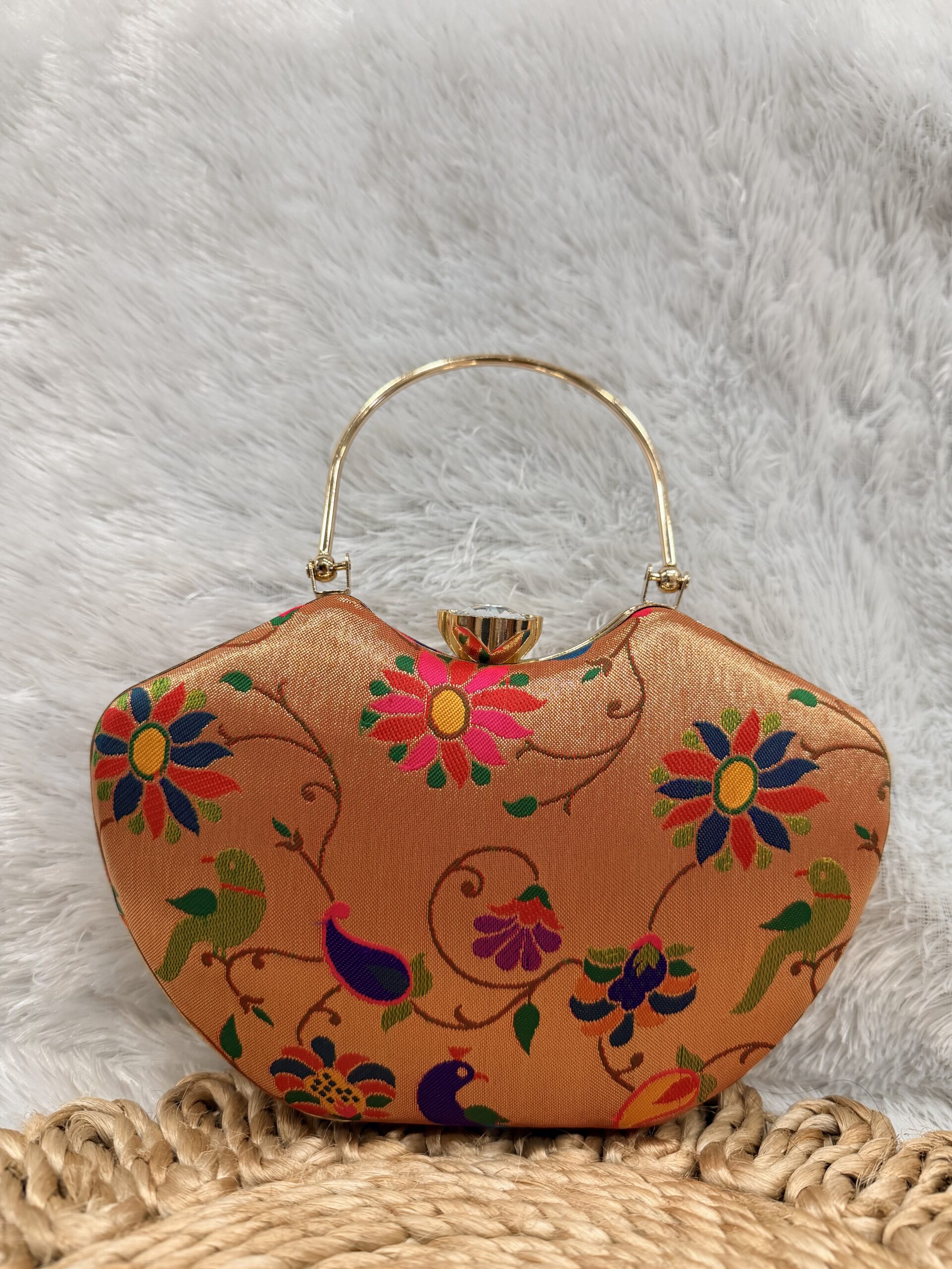 Traditional Paithani Cluth AJP2026-1035 - Image 3