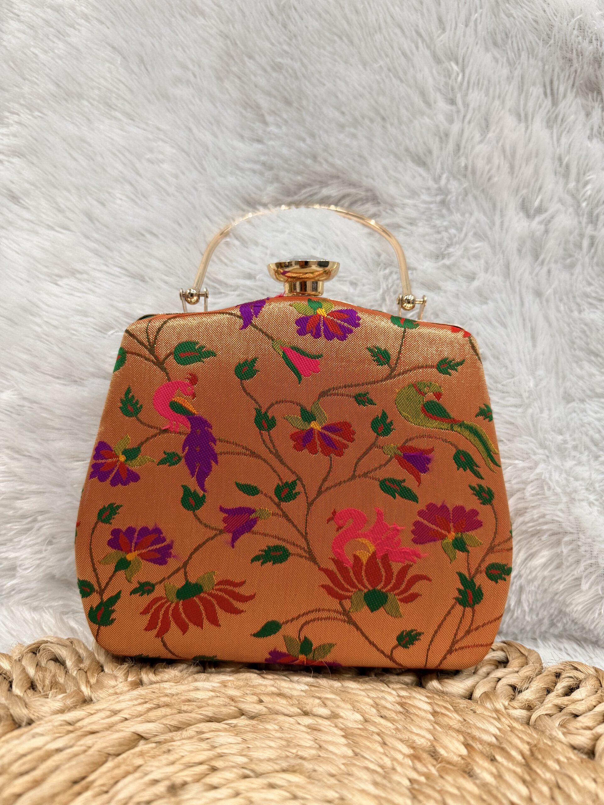 Traditional Paithani Cluth AJP2026-1033