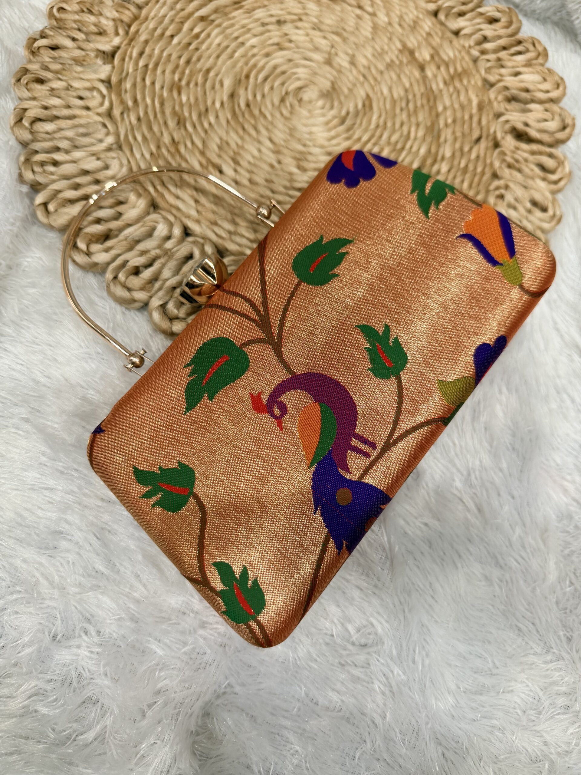 Traditional Paithani Cluth AJP2026-1027 - Image 2