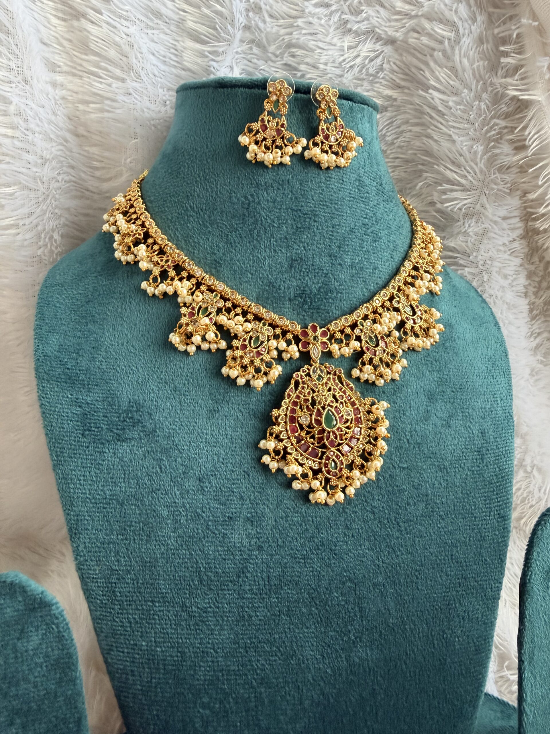 Guttapusalu Necklace With Earrings AJP2026-01