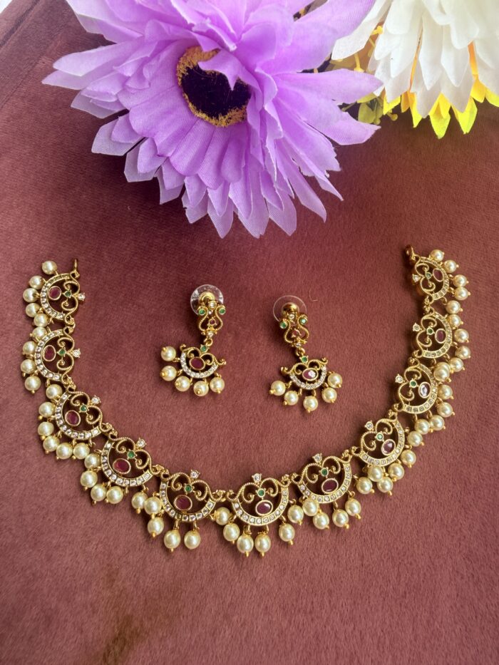 Short Necklace With EaringsAJP2026-939