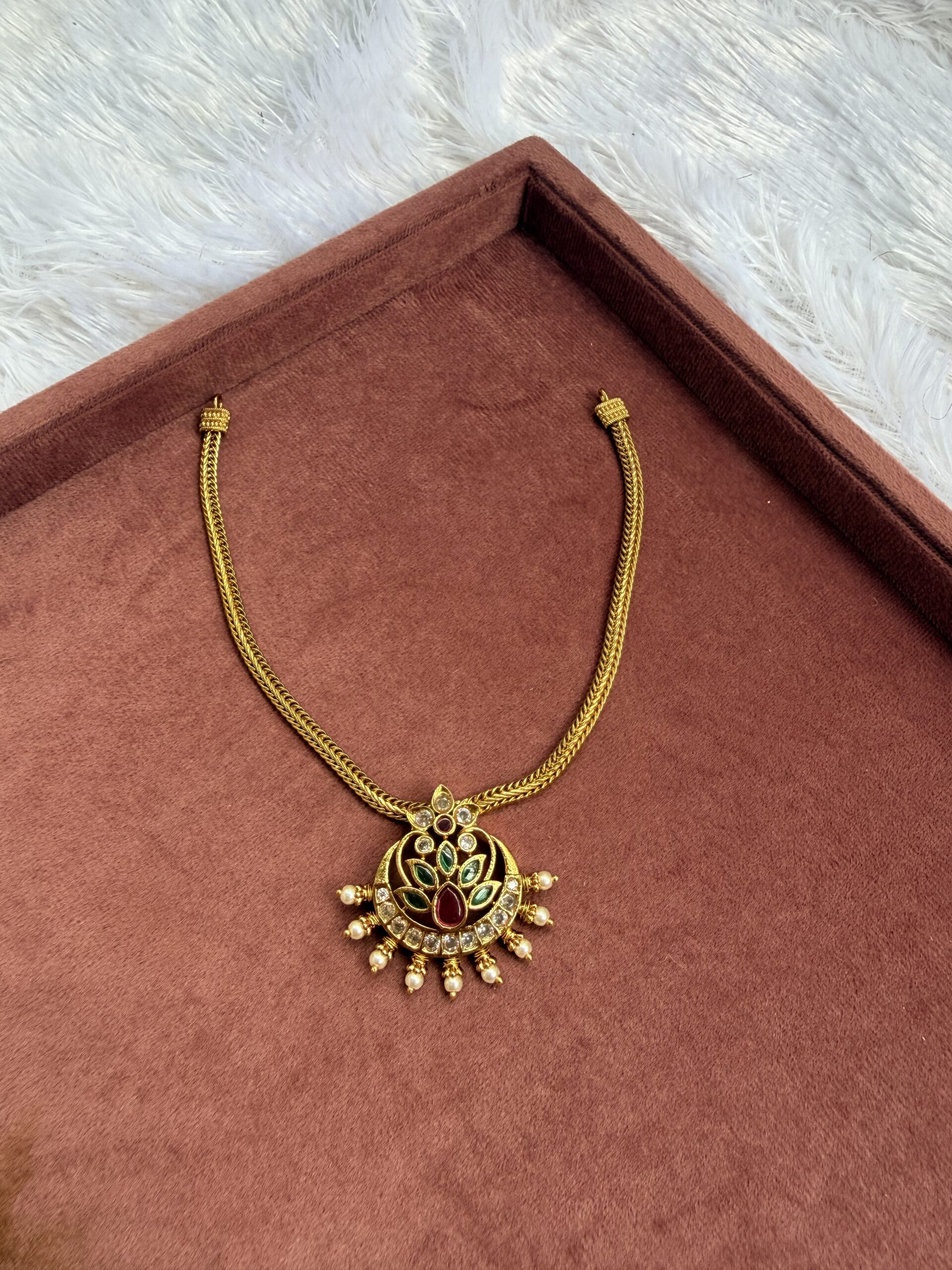 Short Necklace AJP2026-1014 - Image 3