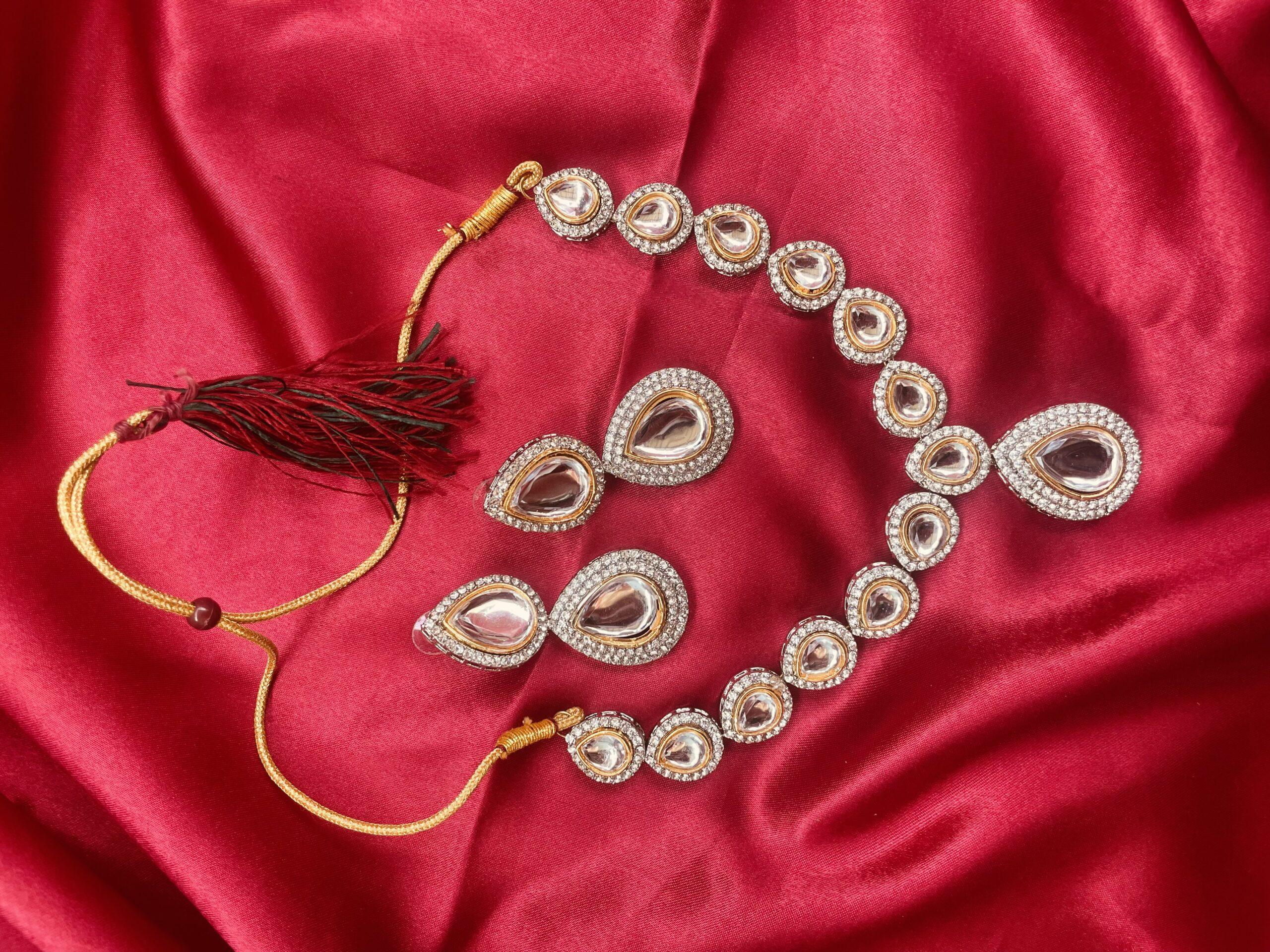 Gold Polish Kundan Necklace With Stud AJP2023-168 - Image 2