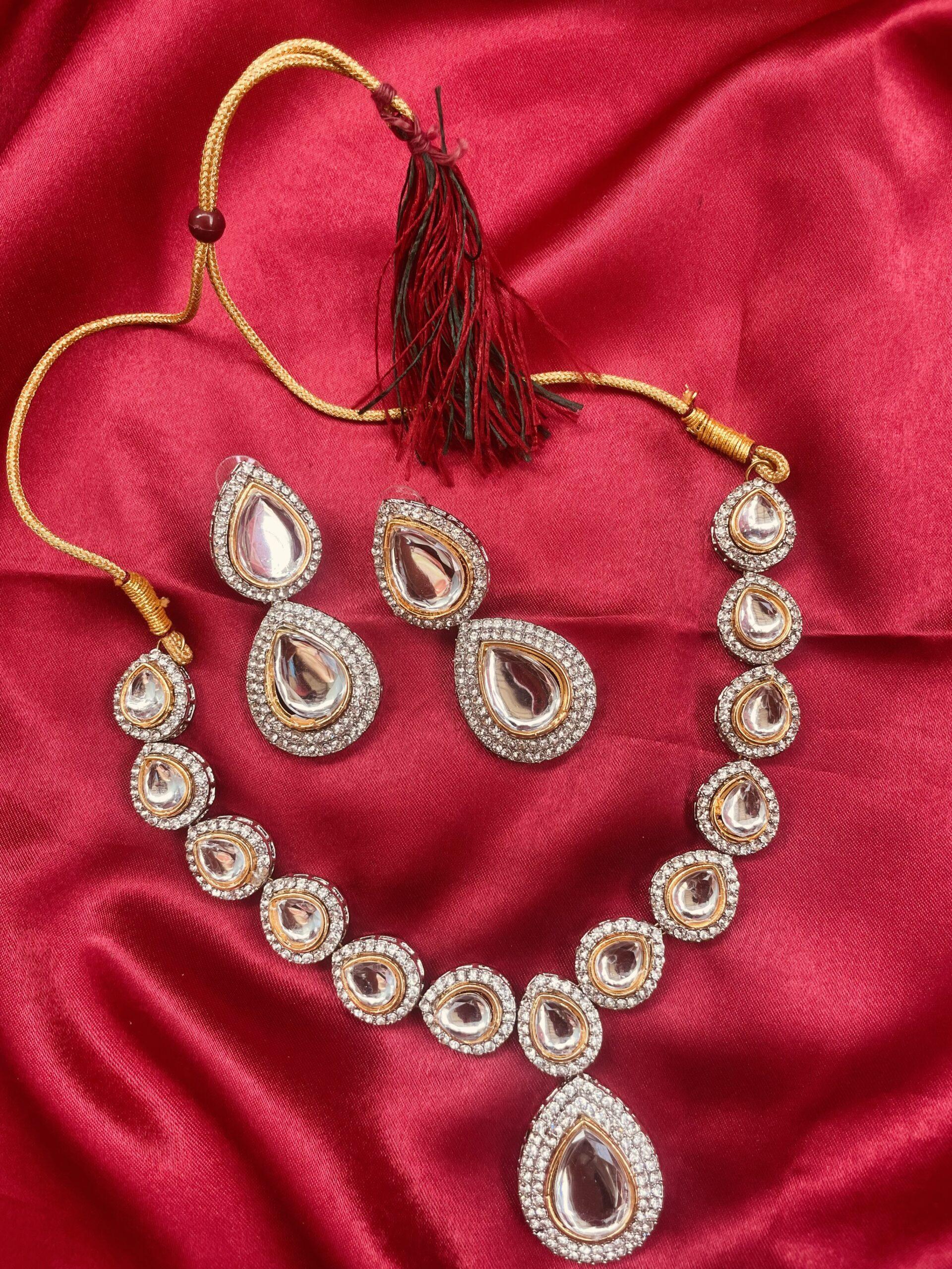 Gold Polish Kundan Necklace With Stud AJP2023-168
