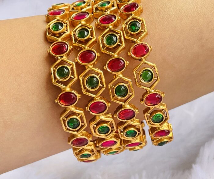 Gold Toned Kempu Stone Bangles AJP2022-50