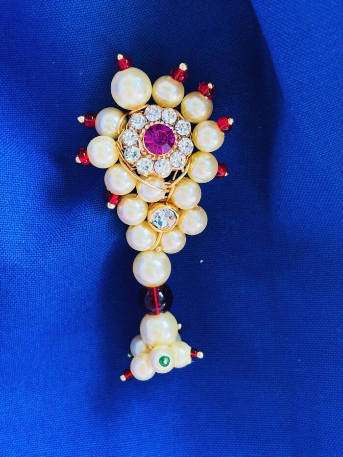 Nath Style Saree Pin AJP2024-69