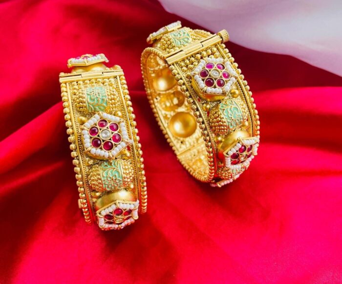 Kamalpushpak Rajwadi Bangles AJP2024-122