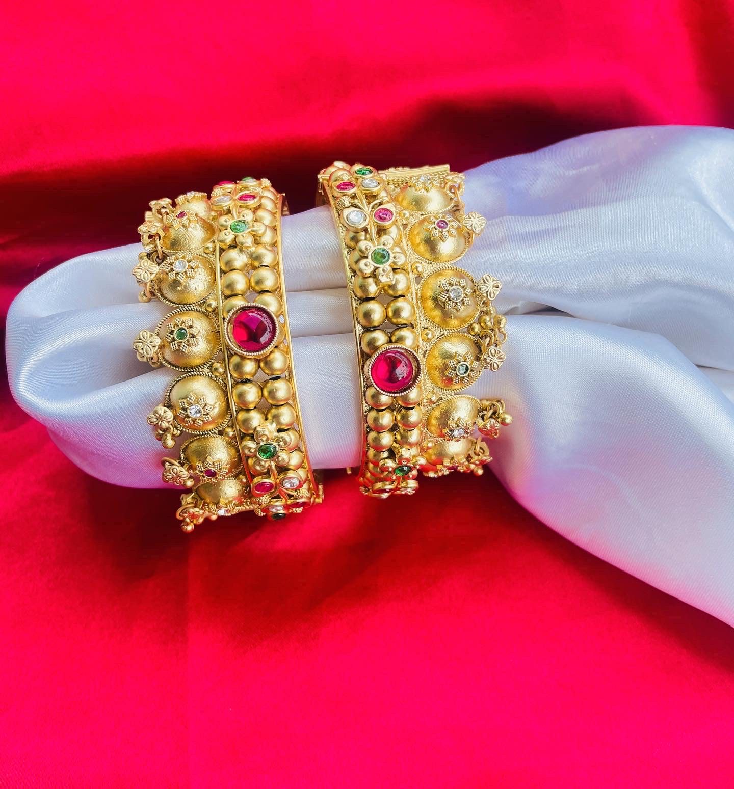 Ghungaru Rajwadi Style Bangles AJP2024-124 - Image 3
