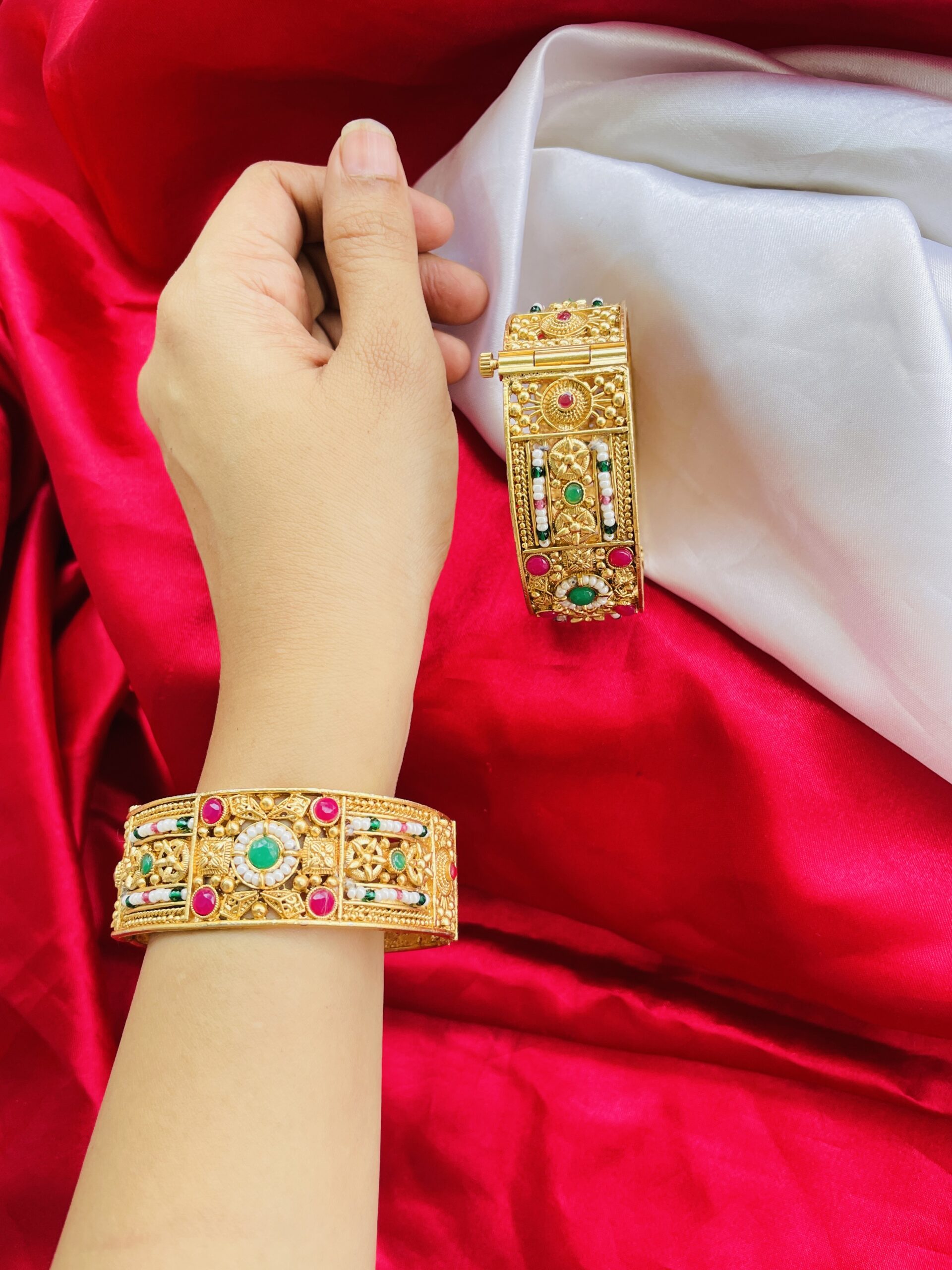 Motti Kundan Bangles AJP2024-92 - Image 2