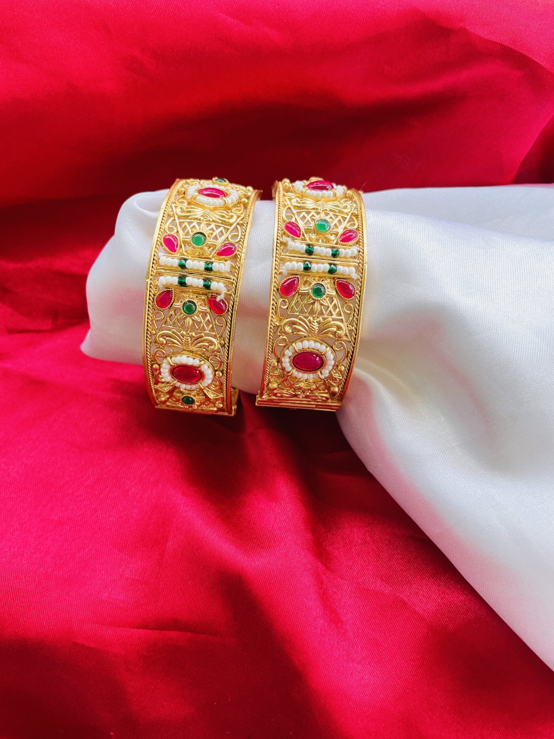 Pearls Kundan Rajwadi Bangles AJP2024-90 - Image 3