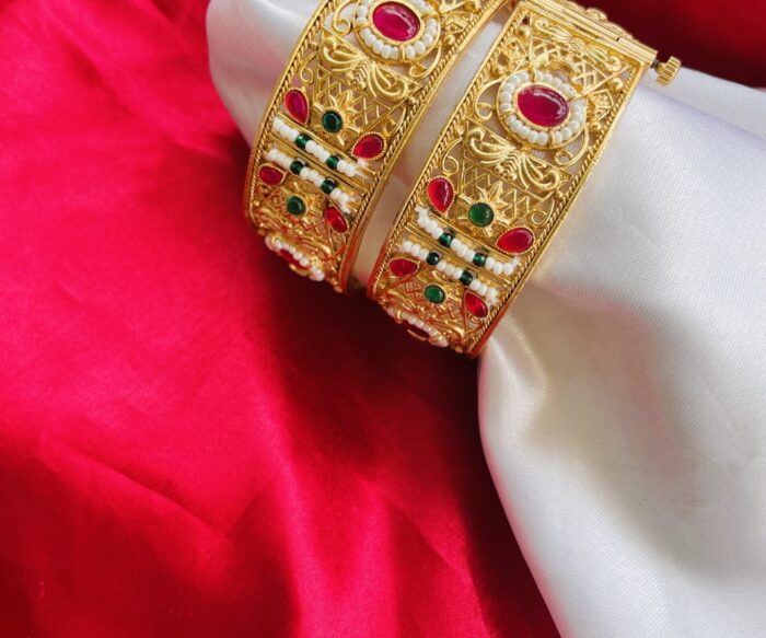 Pearls Kundan Rajwadi Bangles AJP2024-90