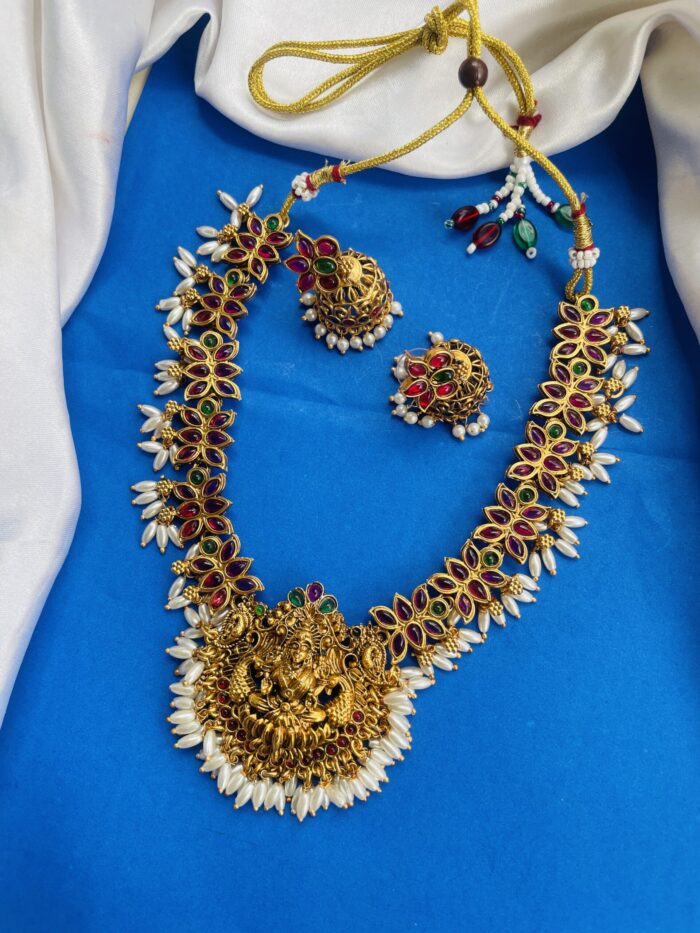 Gahu Necklace With Earrings AJP2024-375