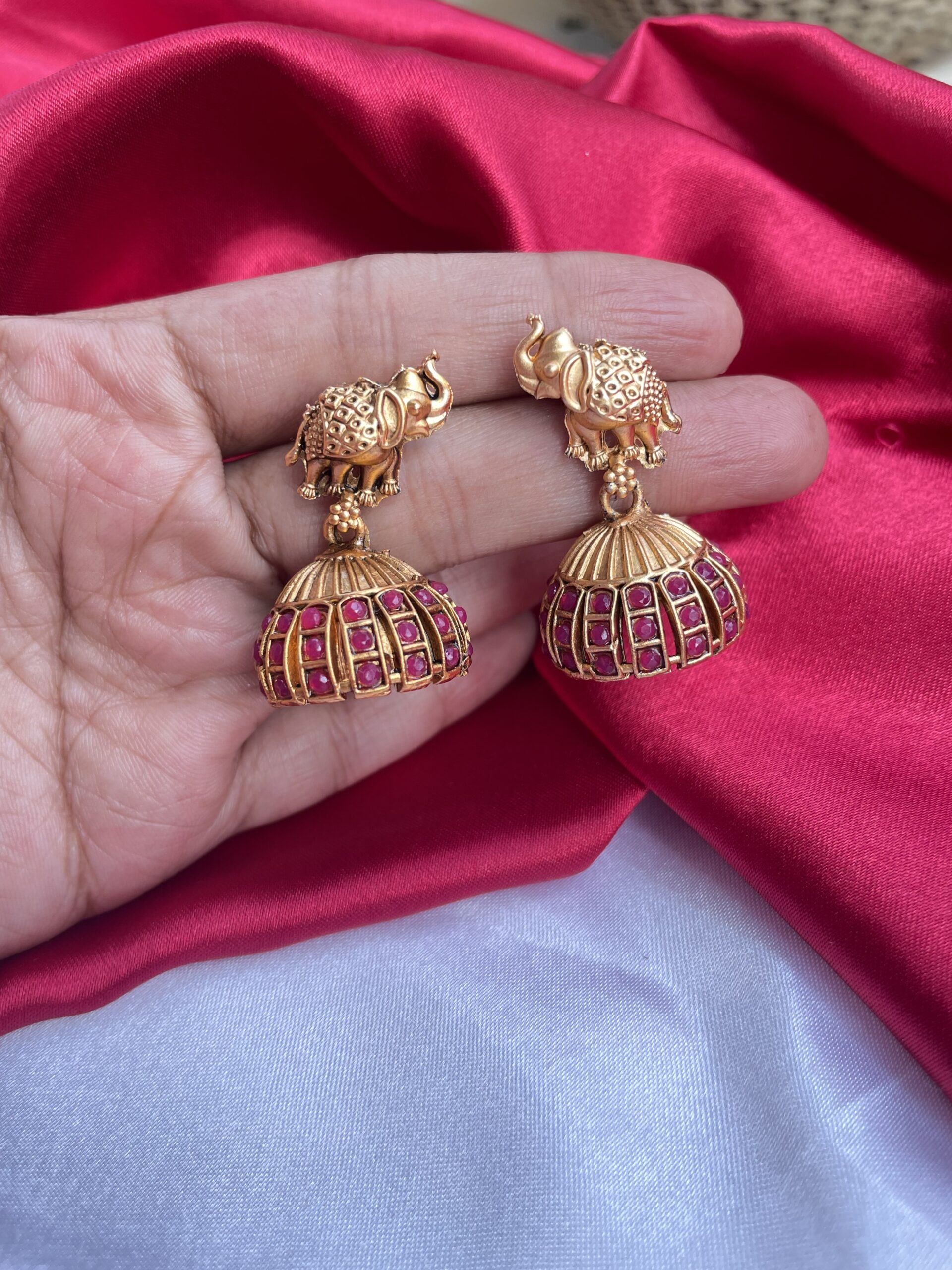 Red Stone Elephant Necklace With Earrings AJP2023-05 - Image 2