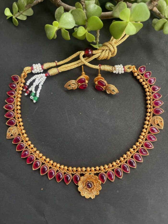 Simple Floral Necklace With Earrings AJP2023-101