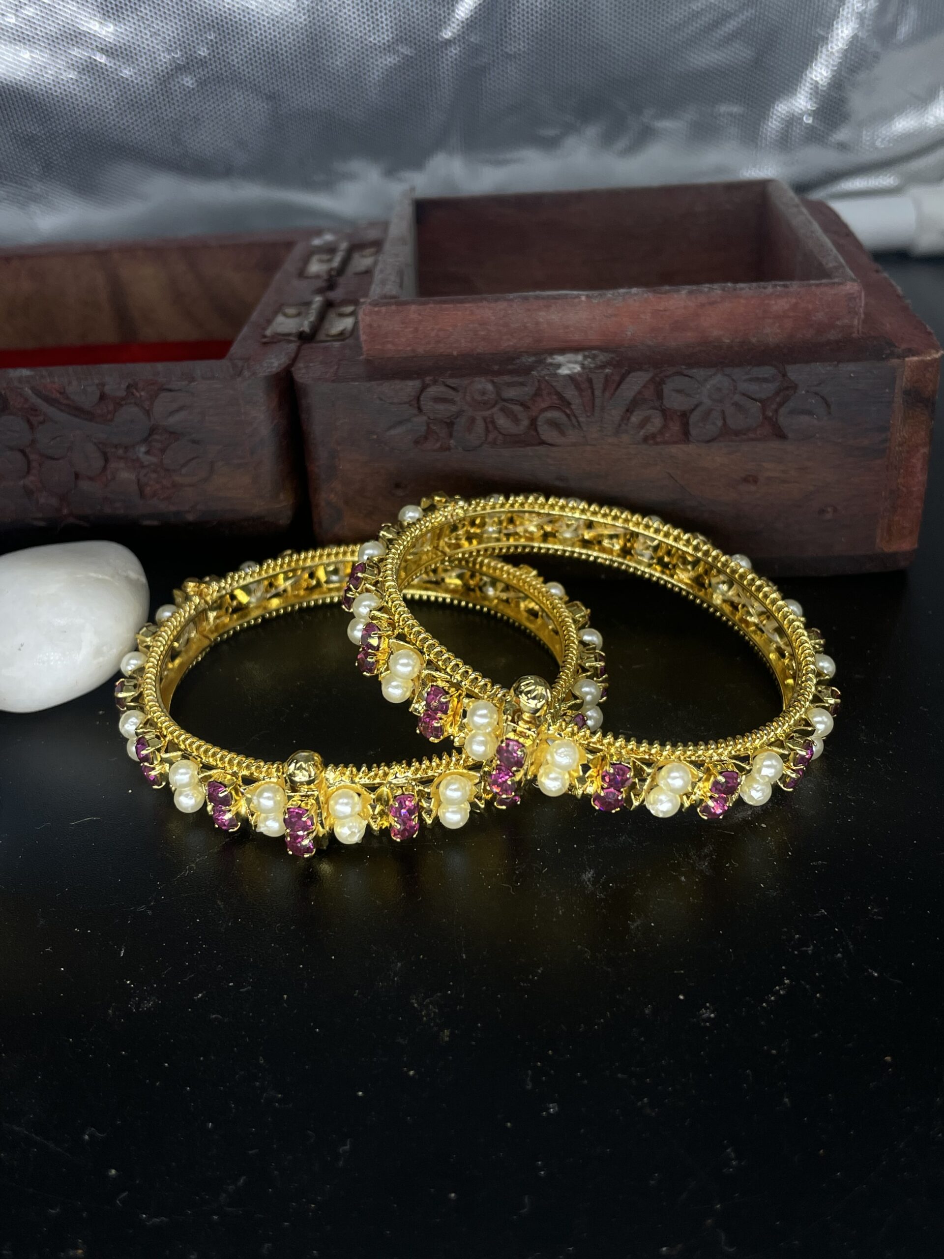 Manik Motti Bangles AJP2023-247 - Image 2