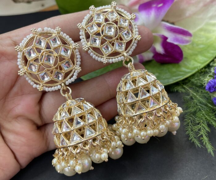 Gold Tone Traditional Kundan & Pearls Jhumki Earring AJP2022-27
