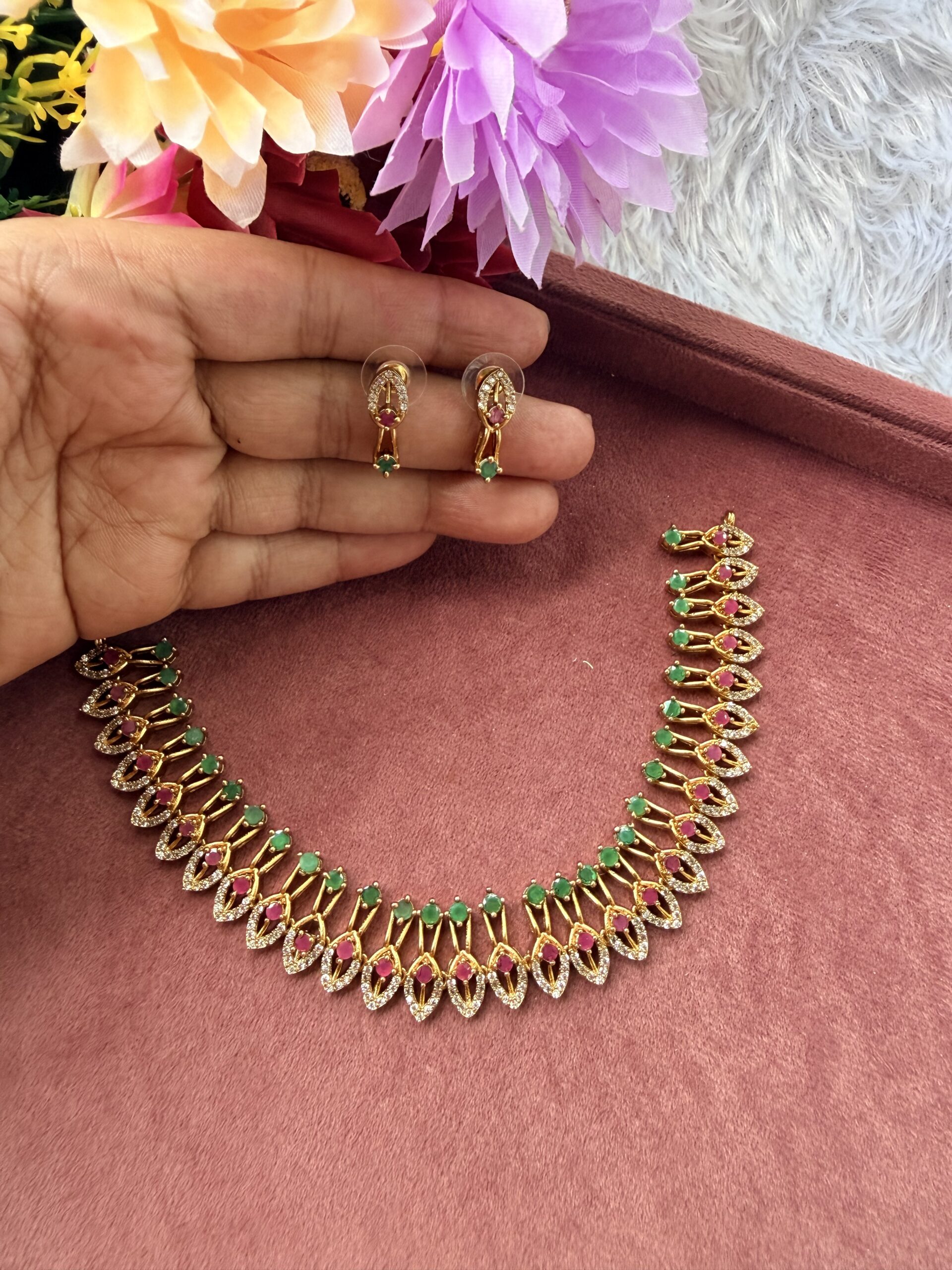 Short Necklace With EaringsAJP2026-1053