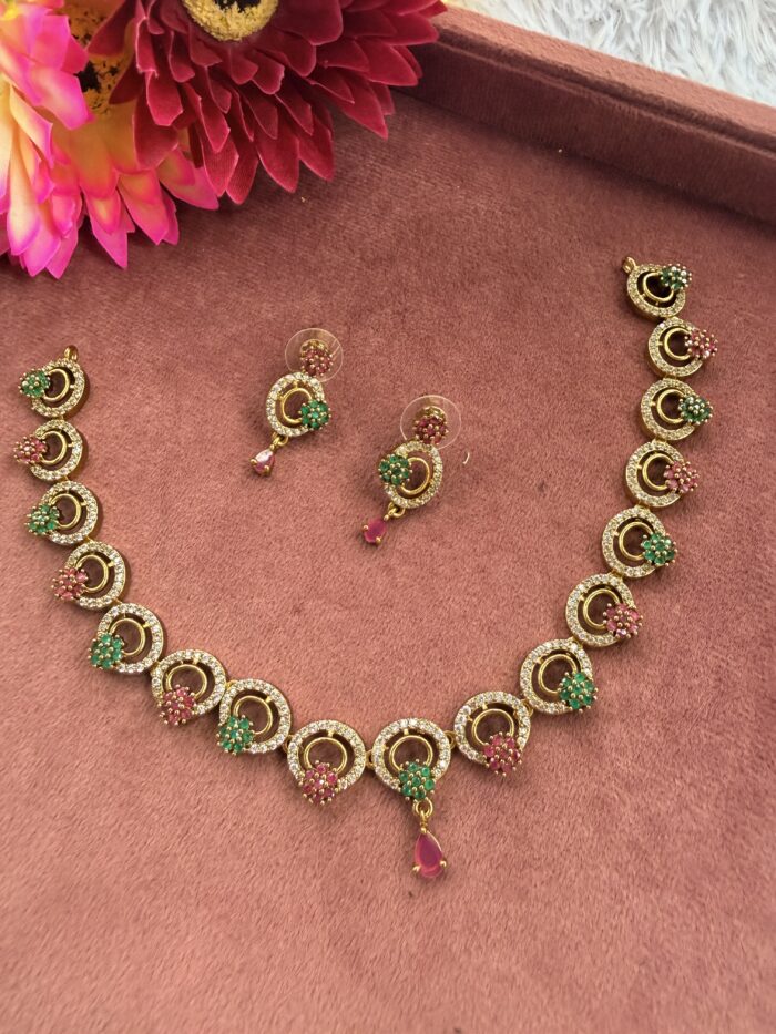 Short Necklace With EaringsAJP2026-1055
