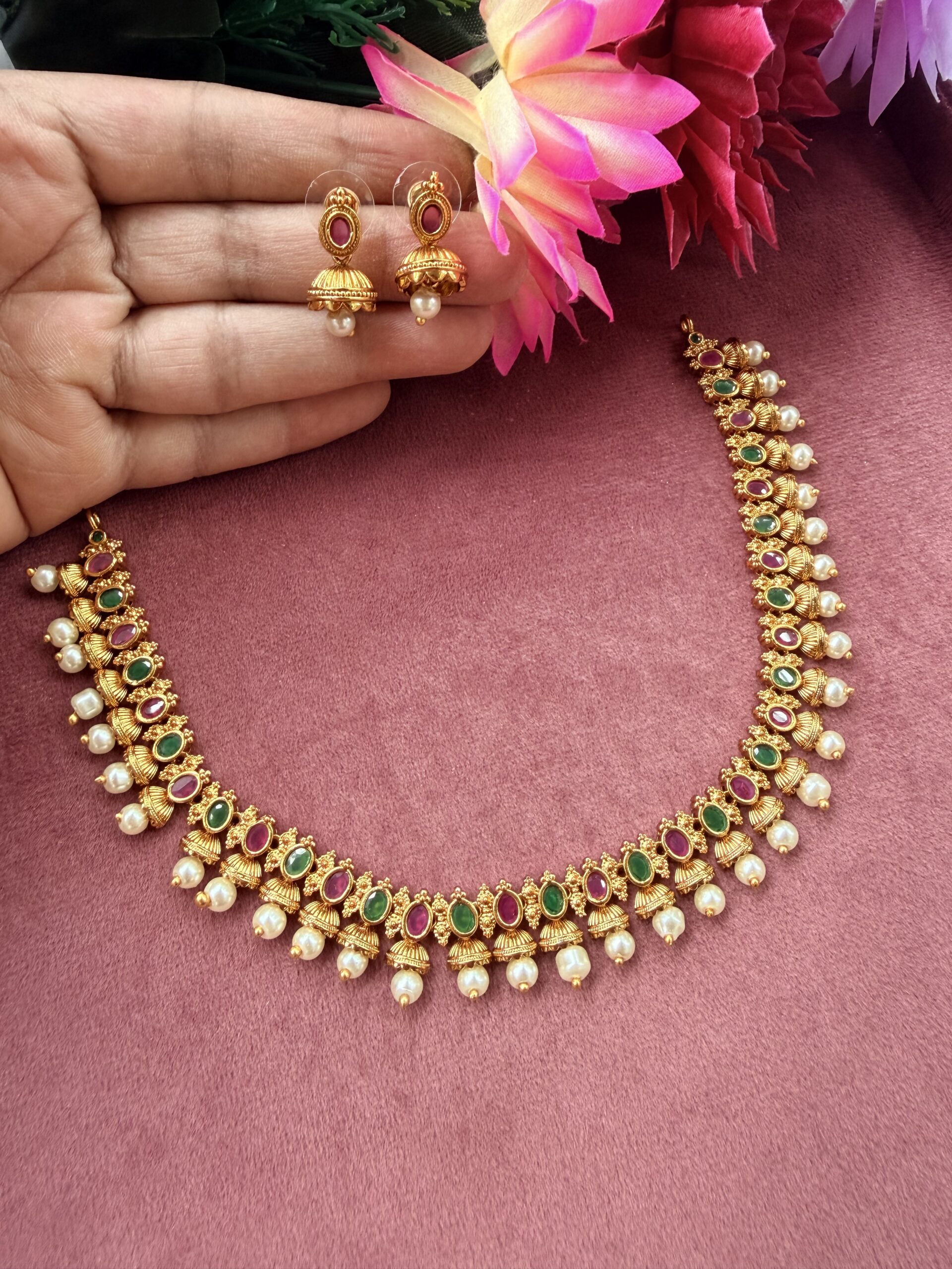 Traditional Short Necklace With EaringsAJP2026-1088