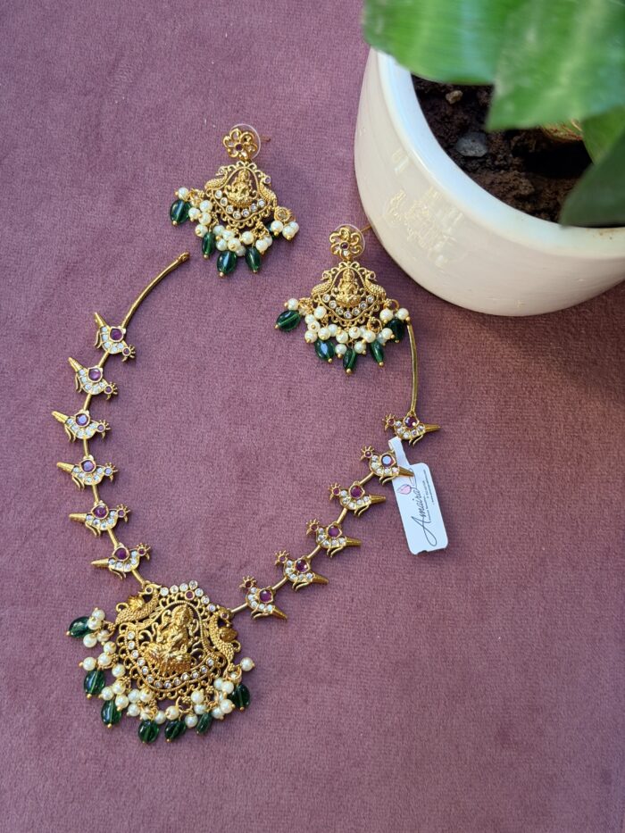 Traditional Short  Necklace AJP20262219